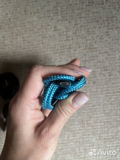 Зарядное устройство