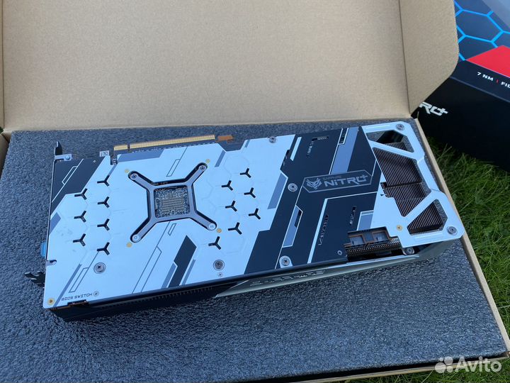 Видеокарта Sapphire 5700 XT Nitro+