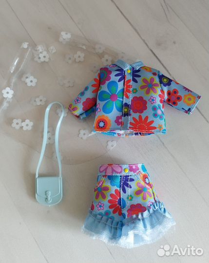 Одежда и аксессуары для куклы Барби