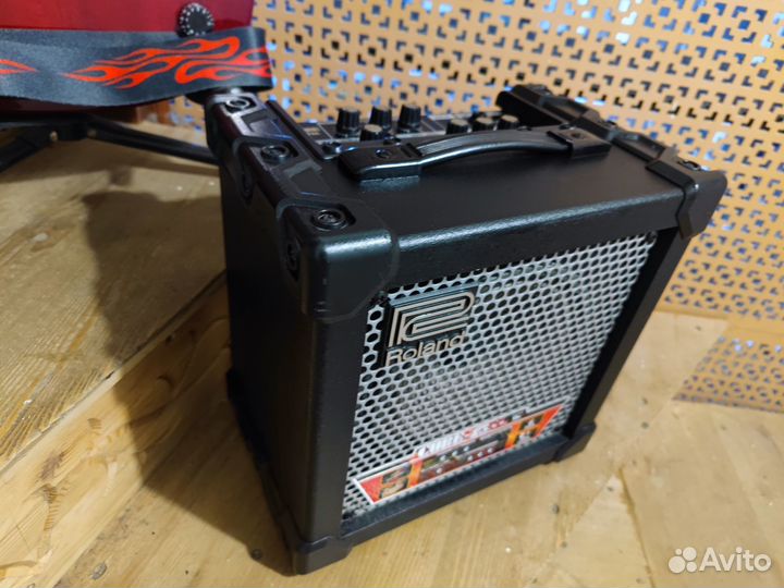 15v Roland cube 15XL Комбоусилитель Комбик Усилите