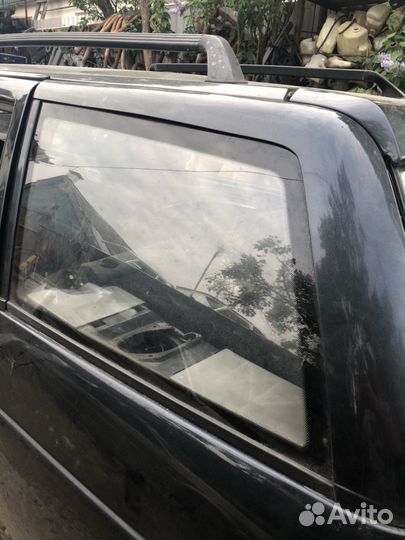 Заднее боковое стекло на 2111