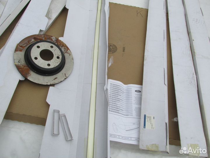 Хром молдинг на задний бампер Focus.C-MAX.Fiesta