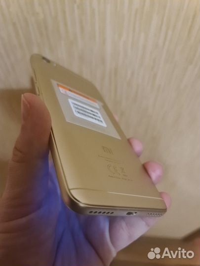 Смартфон Xiaomi Redmi Note 5A