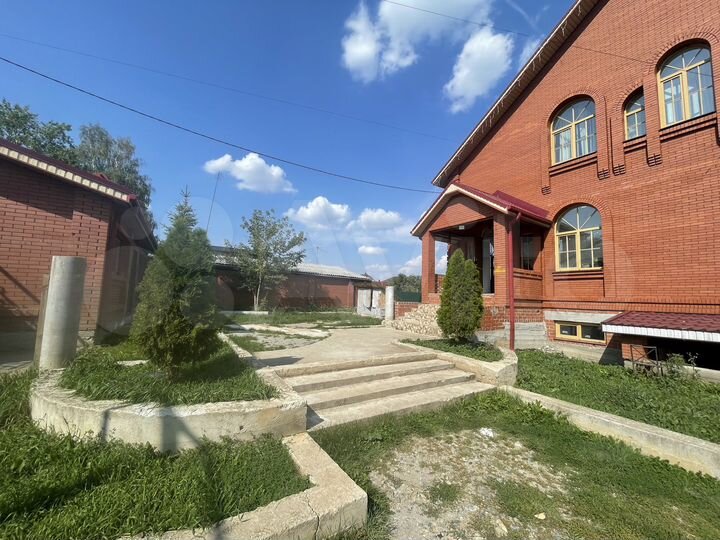 Коттедж 650 м² на участке 5 сот.