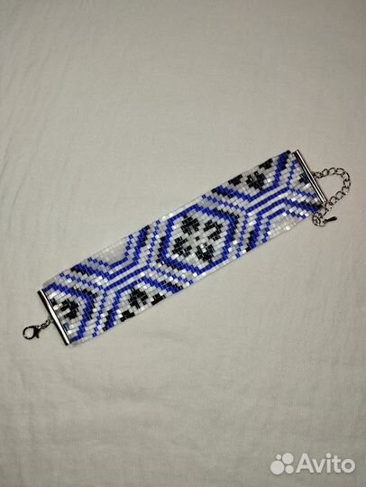 Браслет из бисера