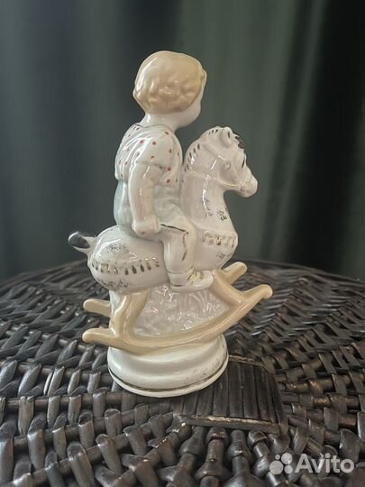 Статуэтка фарфоровая Мальчик на лошадке СССР