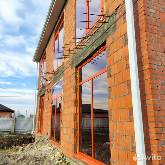 Алюминиевая дверь