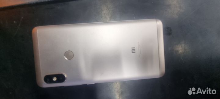 Xiaomi Redmi Note 5, 3/32 ГБ