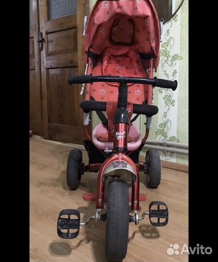 Трехколёсный велосипед с родительским управлением