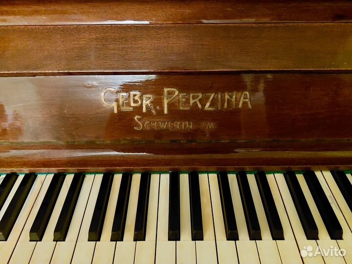 Пианино антиикварное Gebr.Perzina 19 век