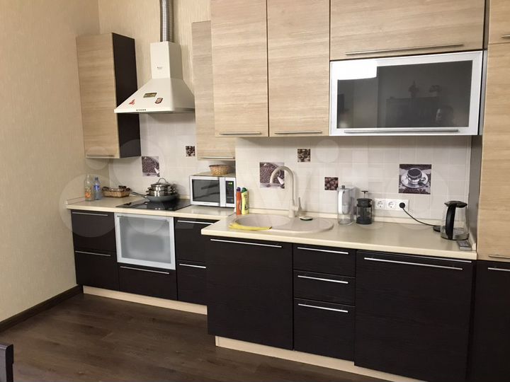 2-к. квартира, 75 м², 2/5 эт.