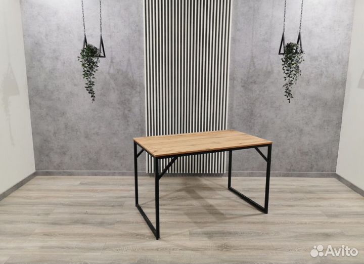 Стол в стиле Loft