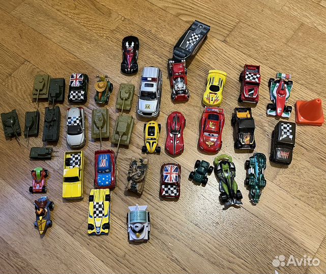 Hot wheels машинки и трэки