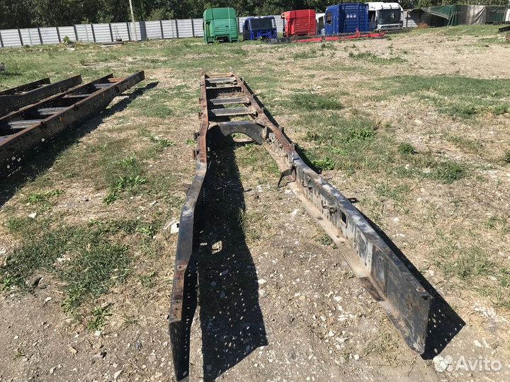 8139681 Рама с документами Iveco Stralis