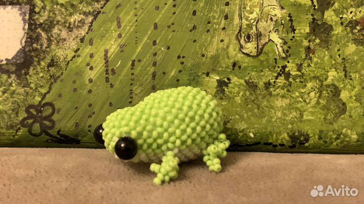 Амигуруми лягушка из бисера