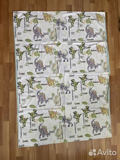 Детское одеяло +два пододеяльника с динозаврами