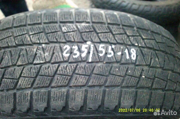 Bridgestone Blizzak DM-V1 235/55 R18