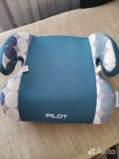 Автокресло бустер