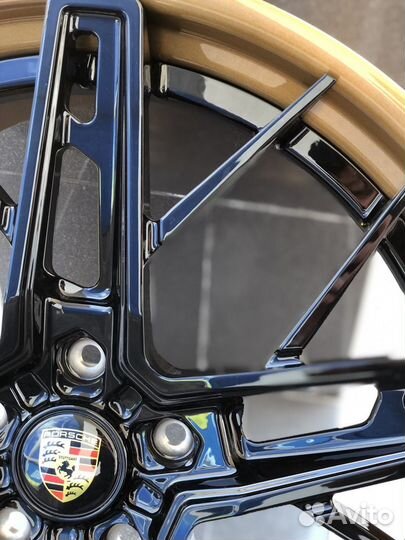 Кованые диски GT Forged R22 для Porsche Taycan