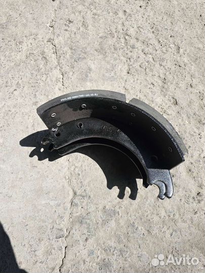 Тормозная колодка granning 310*190 61542Q