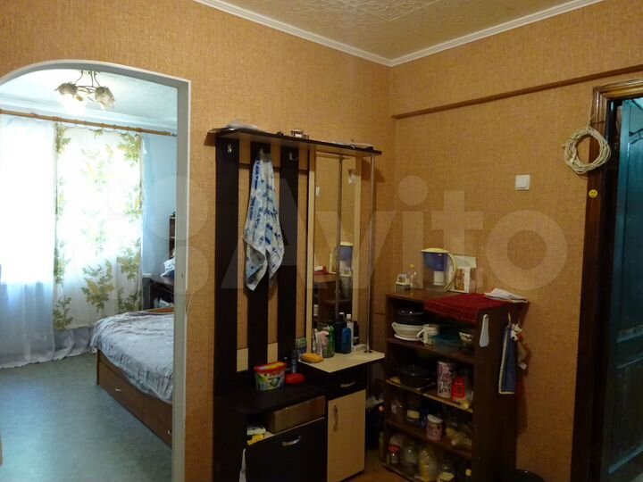 Комната 17 м² в 5-к., 4/5 эт.