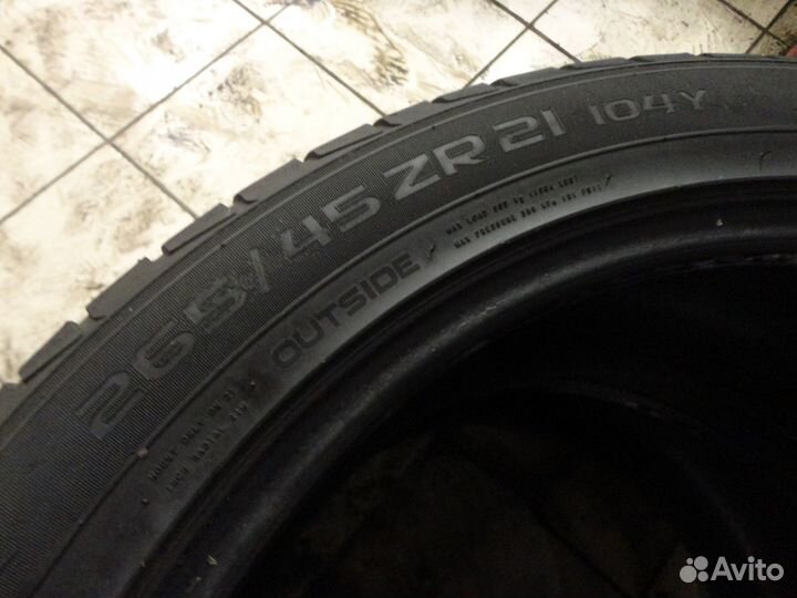 Nokian Tyres Hakka Black SUV 265/45 R21