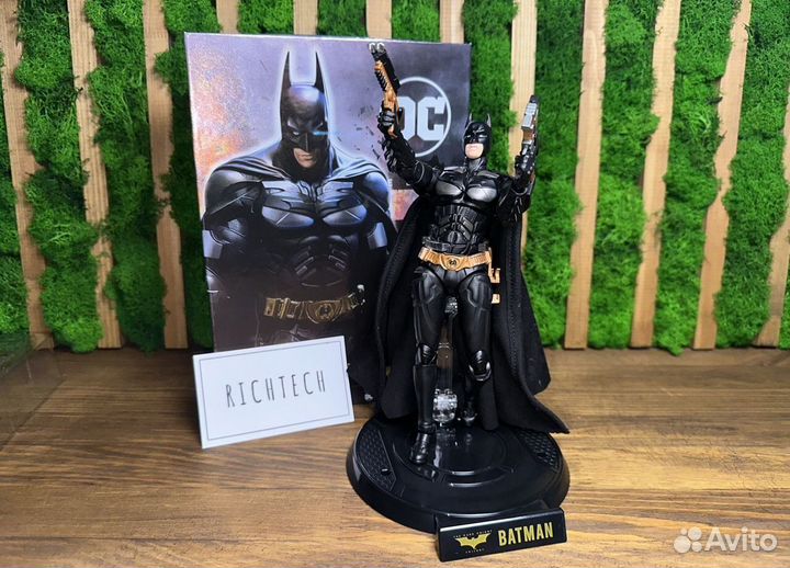 Фигурка Batman