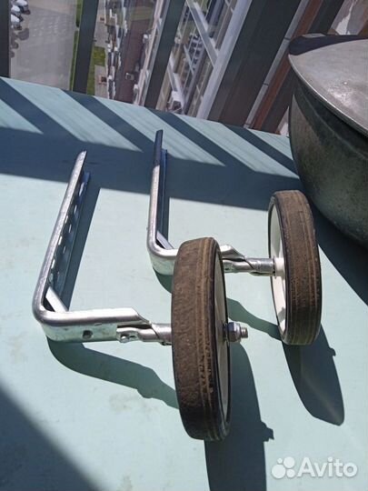 Боковые колёса для велосипеда универсальные