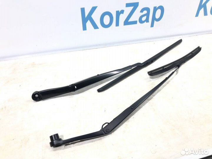 Поводок стеклоочистителя Kia Sportage 5 NQ5 2.5