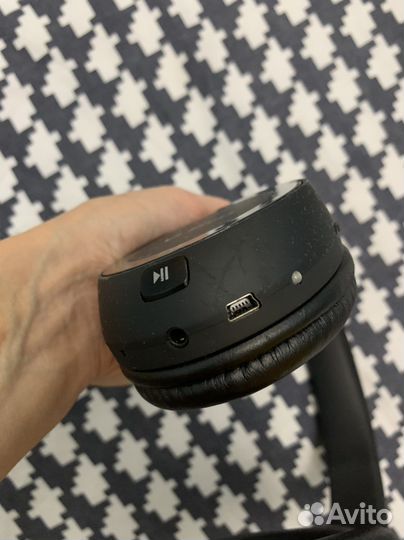 Беспроводные наушники