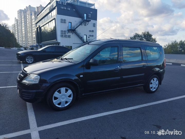 Универсалы белгород. Ford Galaxy 2.0 МТ, 2014.