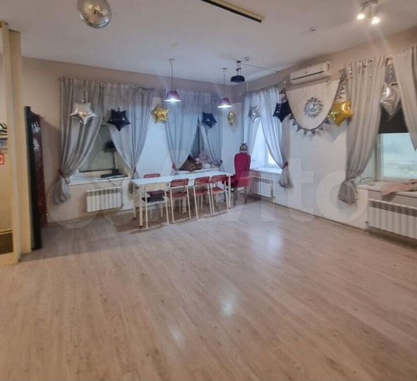 Помещение в собственность в центре города 100 м²