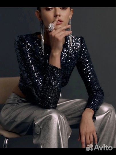 Вечерний топ с пойетками