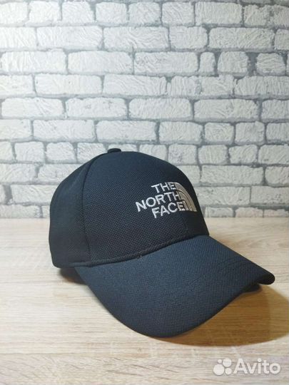Бейсболка новая