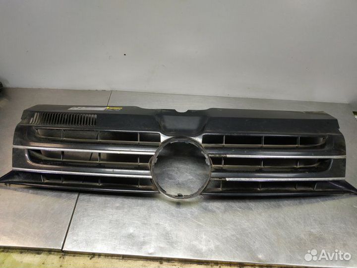 Решетка радиатора Volkswagen Transporter T5 2003