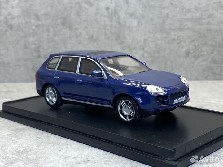 Коллекционная модель Porsche Cayenne Turbo 1:43