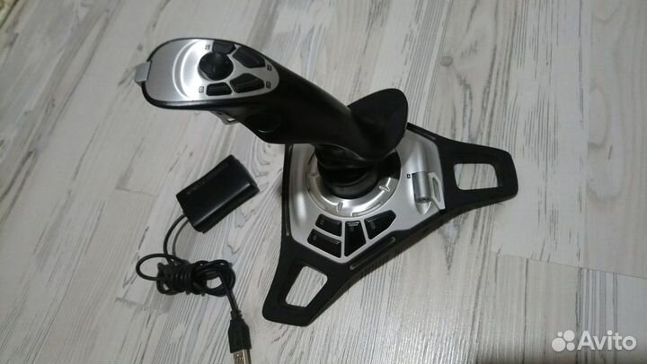 Джойстик logitech