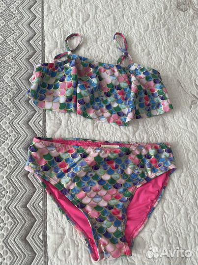 Купальник для девочки новый 146 см