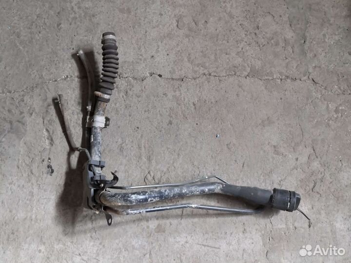 Заливная горловина camry xv40