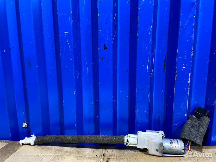 Моторчик ремня безопасности передний левый Audi A8