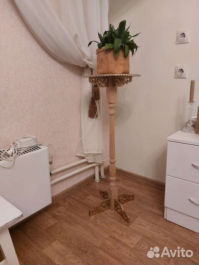 Подставка для цветов