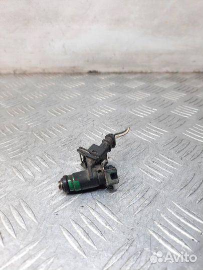 Форсунка Renault Megane кабриолет 2.0 F4R770 2006