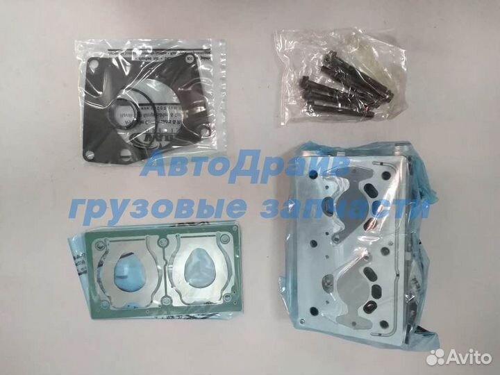 Головка компрессора Мерседес Аксор и Камаз 5490