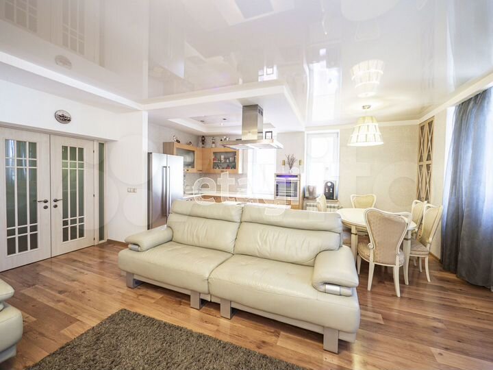 4-к. квартира, 217,9 м², 17/20 эт.