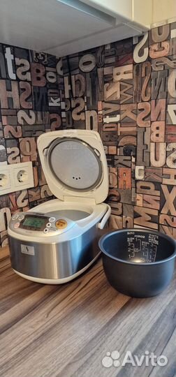 Кашеварка/ рисоварка zojirushi