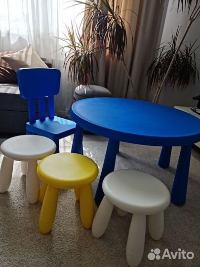 Детский столик, табуретки, стул икеа Маммут