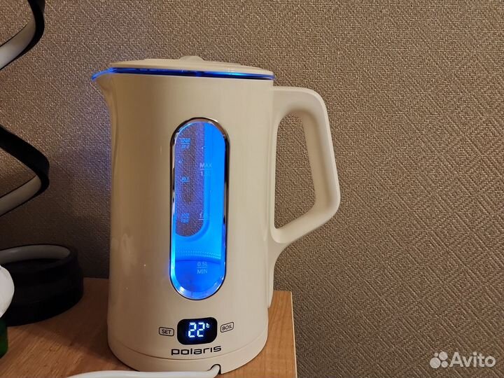 Чайник электрический новый polaris