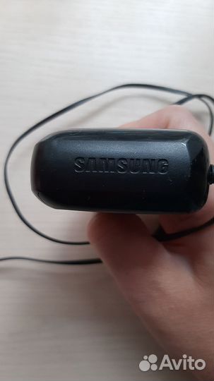 Зарядное устройство