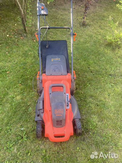 Газонокосилка электрическая black decker
