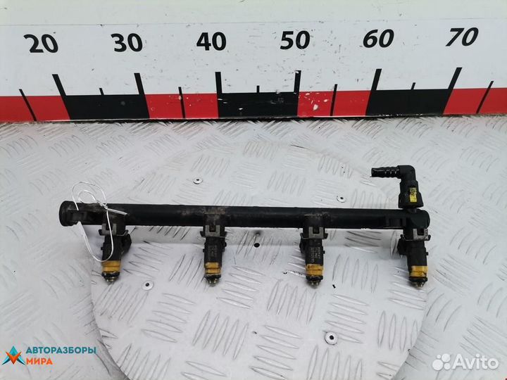 Форсунка Renault Scenic рест. 2003 8200240488